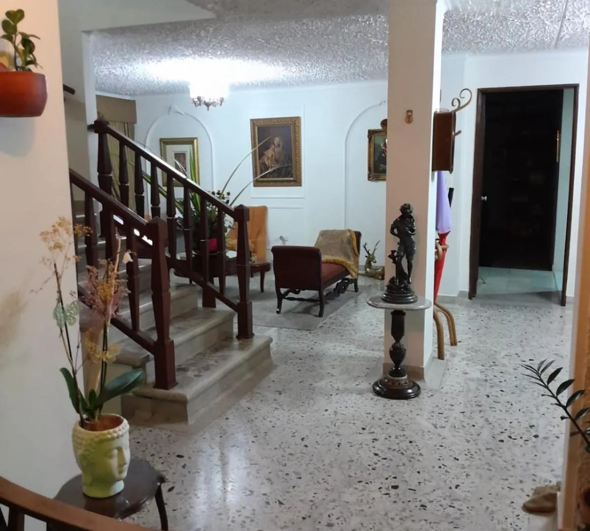 Guest house Habitacion 3 En Casa Retro Medellin