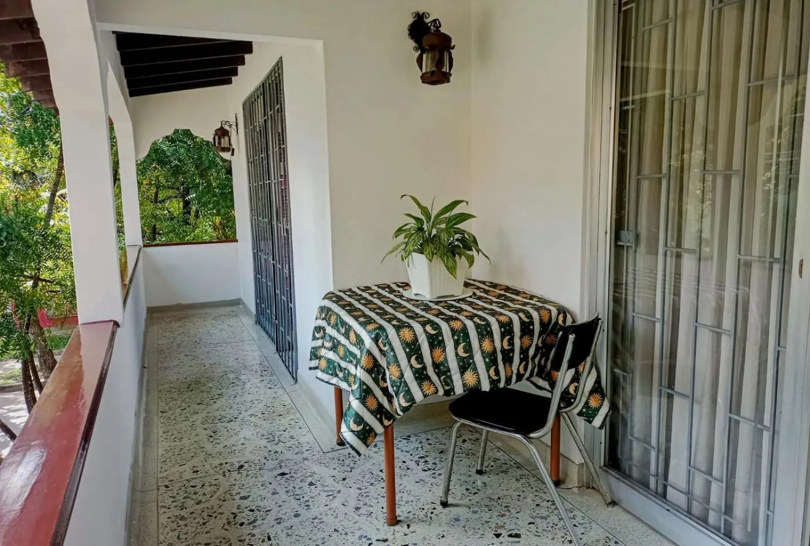Guest house Habitacion 3 En Casa Retro Medellin